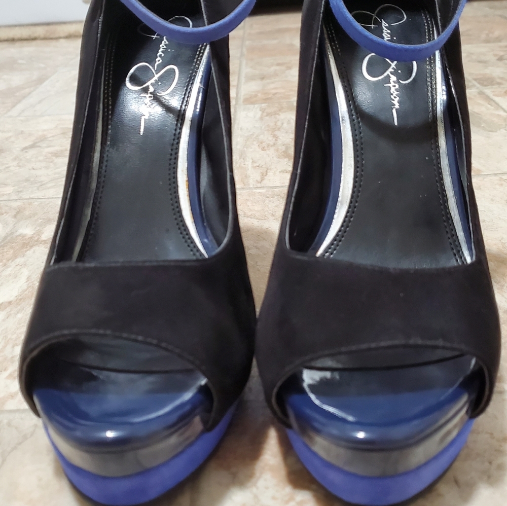 Jessica Simpson size 8 heels